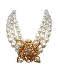 Pearl Medallion Necklace