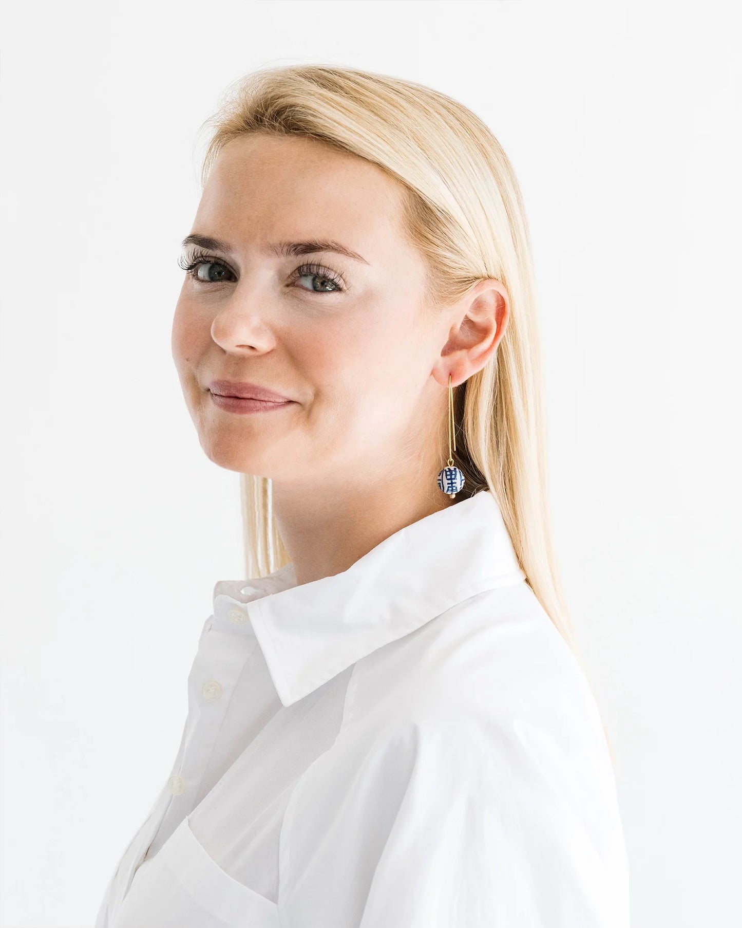 Susan Shaw Blue & White Threader Earrings